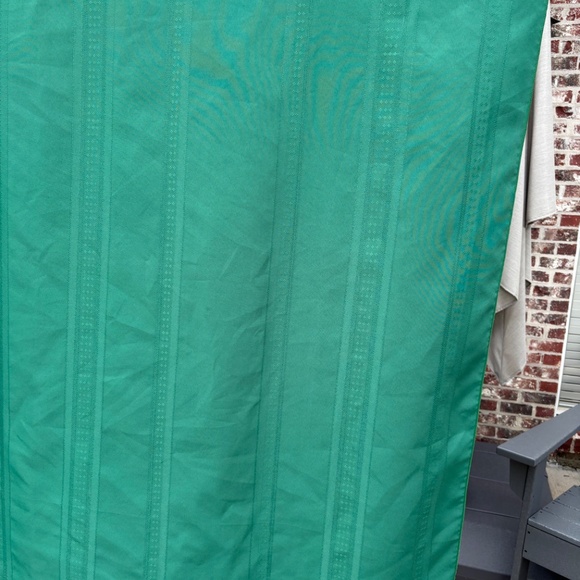 Emerald Green Tablecloth - Picture 8 of 8